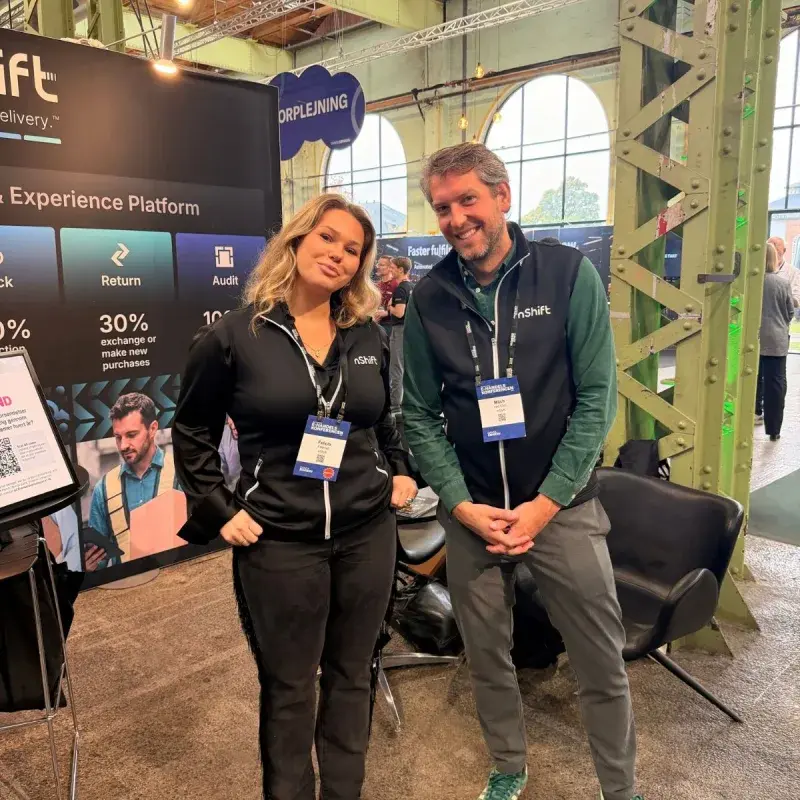 Felicia Falevall and Mitch van Vliet at the nShift stand at E-handelskonferencen 2026