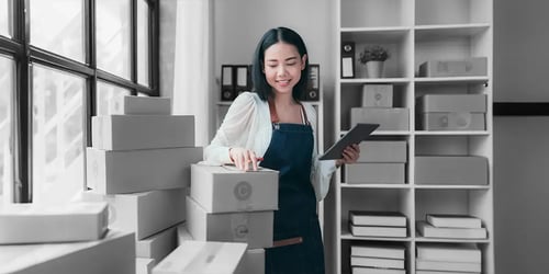 How can warehouses make returns management easier?